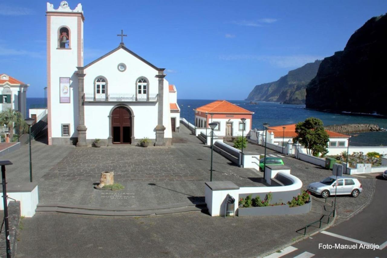 פונטה דלגדה Lovely Sea View 3-Bed House In P Delgada Madeira מראה חיצוני תמונה